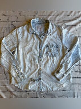 Rails Chambray Acid Wash Denim Button-Down Women's Shirt Ingrid Raw Hem Large